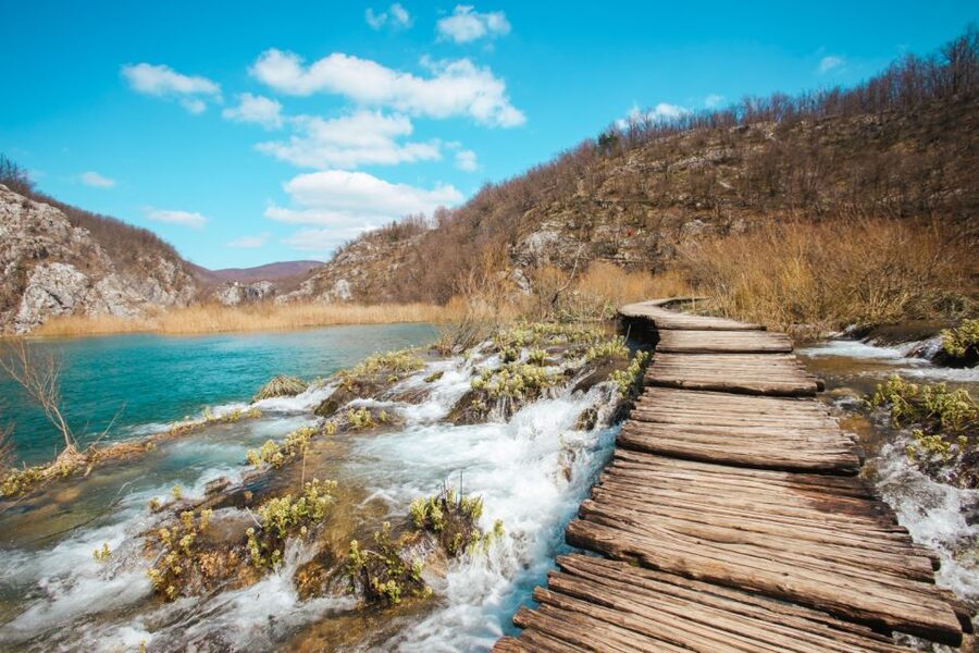 From Split or Trogir: Plitvice Lakes Guided Full-Day Tour - Prošćansko Lake electric train: the smart way to end without backtracking