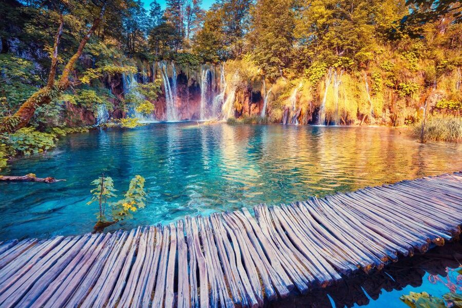 From Split: Plitvice Lakes Guided Tour with Entry Tickets - Lunch Breaks and the Food Reality (Not Included)