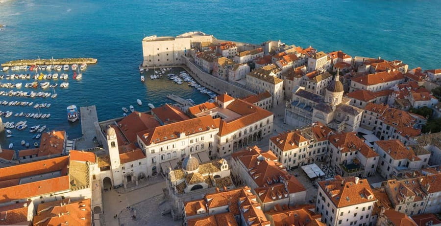From Split/Trogir: Dubrovnik Guided Tour with a Stop in Ston - Sponza Palace, the cathedral, and palaces that explain the city’s power