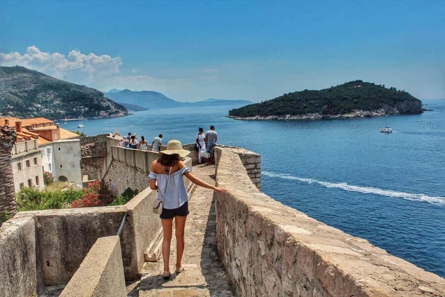 From Split/Trogir: Dubrovnik Guided Tour with a Stop in Ston - Ston first: coffee, the walls, and why this stop is smart