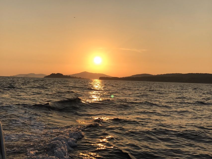 From Trogir: Sunset Private Tour - Cruising Toward Maslinica: The Sea Time That Sets the Mood