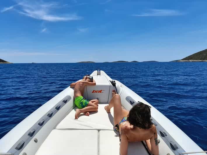 From Vis: Speedboat tour - Vis, Biševo & Blue Cave (shared) - Stiniva Cove: Long Beach Time, Coffee, and Sea Views