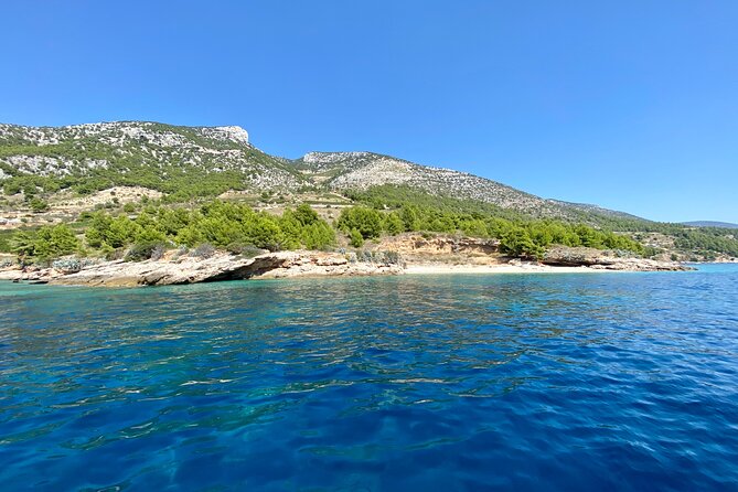 Full-Day PRIVATE Tour to ZLATNI RAT & HVAR - Pakleni Islands and Palmižana Bay, 14 islands that feel close enough to touch