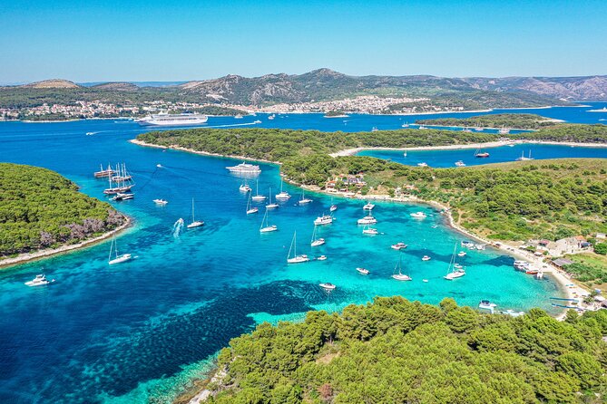 Full-Day PRIVATE Tour to ZLATNI RAT & HVAR - The Marlin 790 Dynamic RIB ride, Wi-Fi and a shower that actually helps