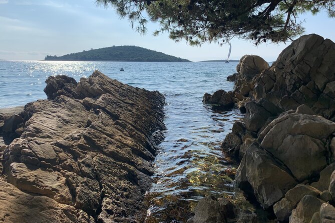 Fully customized private boat trip from Trogir and Split - Brac Island and Milna: bigger island time with a practical lunch option
