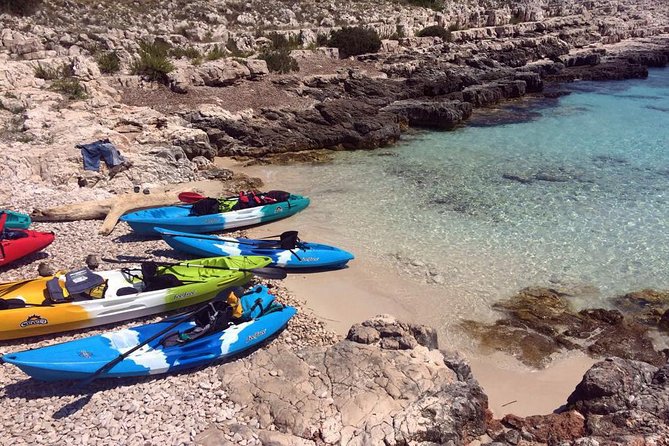 Guided kayaking tour to Pakleni islands - The on-water plan: pacing, route changes, and swim breaks