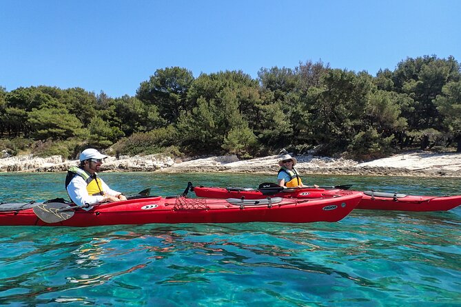 Half day Guided Sea Kayaking Activity in Hvar - Meeting point and setup: what happens before you push off