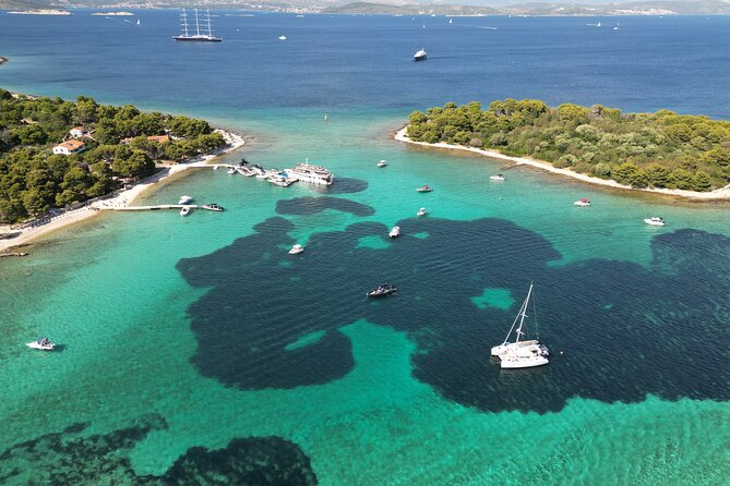 Half-Day Private Blue Lagoon Island Tour in Croatia - Boat ride reality: what a steady captain and skipper mean for your comfort