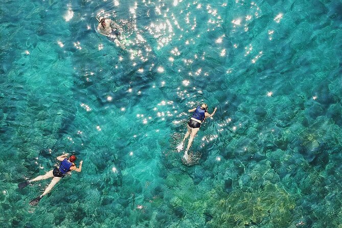 Half day speedboat tour to Solta island & Blue Lagoon from Trogir - Maslinica on Šolta: port-town exploring with real free time