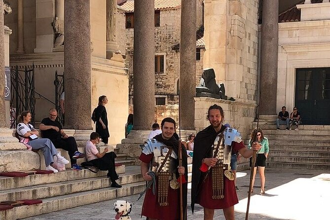 History Split Walking Tour in French -Small group - Split Synagogue Pass-By: What You See and What You Pay For