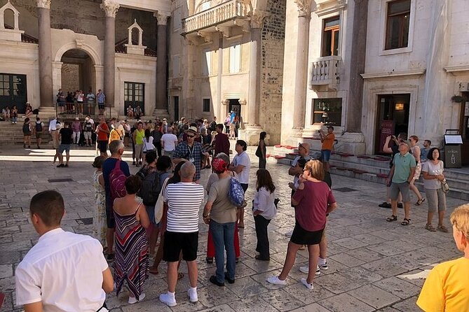History Split Walking Tour in French -Small group - Price, Tickets, and How to Plan Your Visit