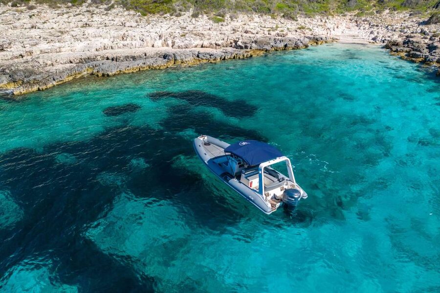 Hvar: Blue Cave, Green Cave & Stiniva Beach Speed Boat Tour - Stiniva Cove and Its Boat-Only Magic