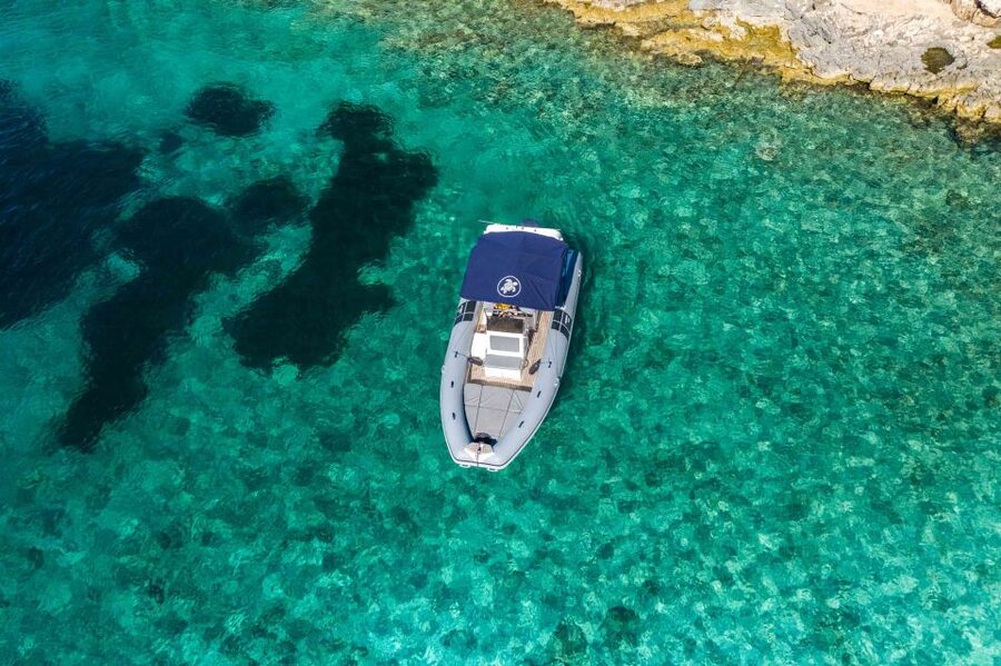 Hvar: Blue Cave, Green Cave & Stiniva Beach Speed Boat Tour - Getting There at Croffers, and What Can Trip You Up