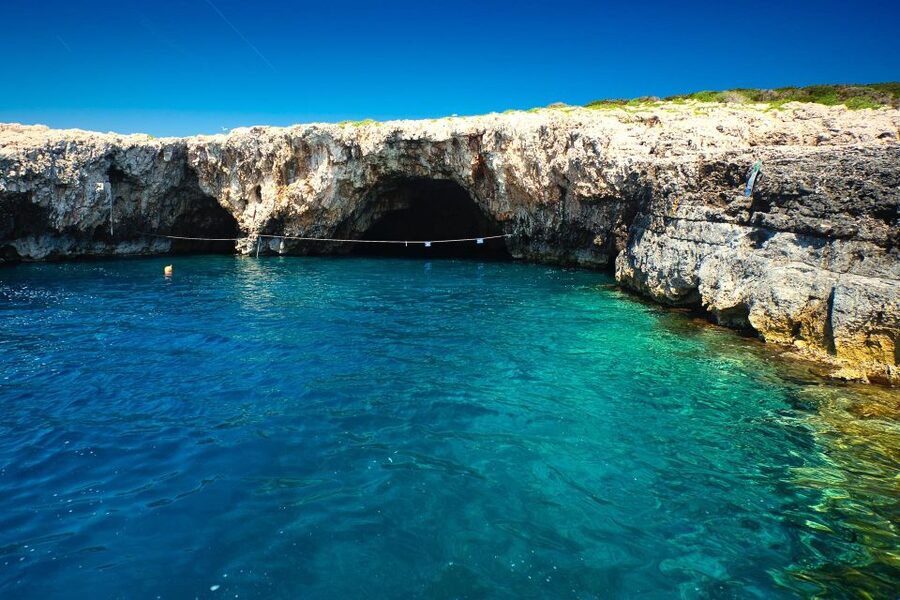 Hvar:Blue & Grenn Cave and Vis Island Private Speedboat Tour - Pakleni Islands After Lunch: Choosing How Much Time to Stay