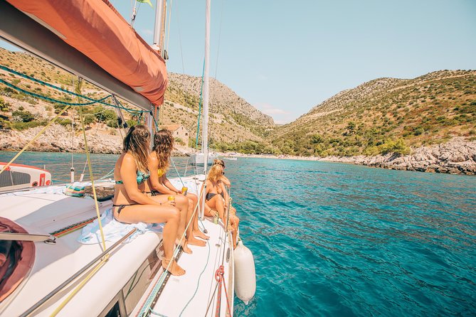 Hvar - Full Day Sail on a yacht - friendly skipper- small group - lunch optional - The morning sail from Hvar to Lučišća and Sveta Nedjelja