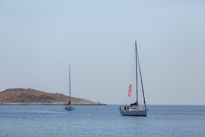 Hvar - Full Day Sail on a yacht - friendly skipper- small group - lunch optional - Mlini Beach: romantic vibes, short and sweet