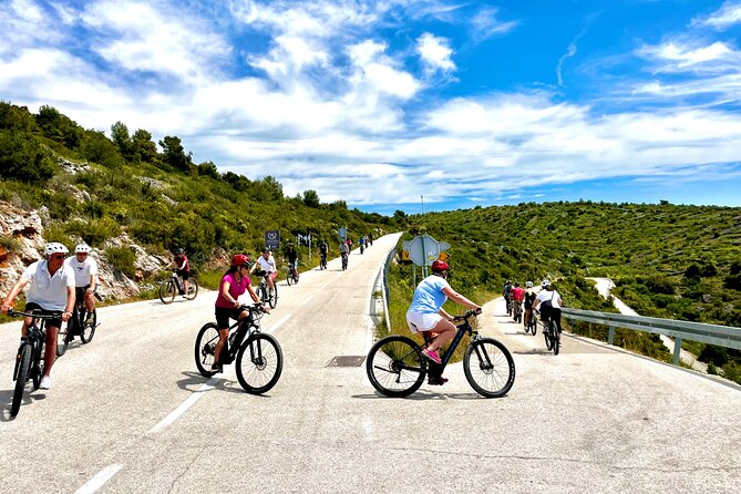 Hvar Island Guided E-Bike Adventure - Stop 3: Malo Grablje, an Abandoned Village Pause