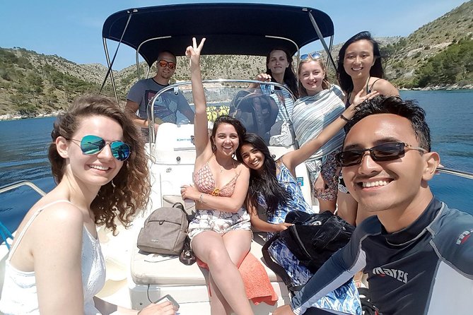 Hvar Pakleni islands and Secrets of Brac and Solta private tour - Murvica Beach and Robinson beach style relaxation