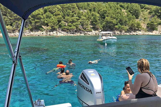 Hvar & Pakleni islands - Private speedboat tour - Snorkeling with included equipment: how to get more out of the sea time