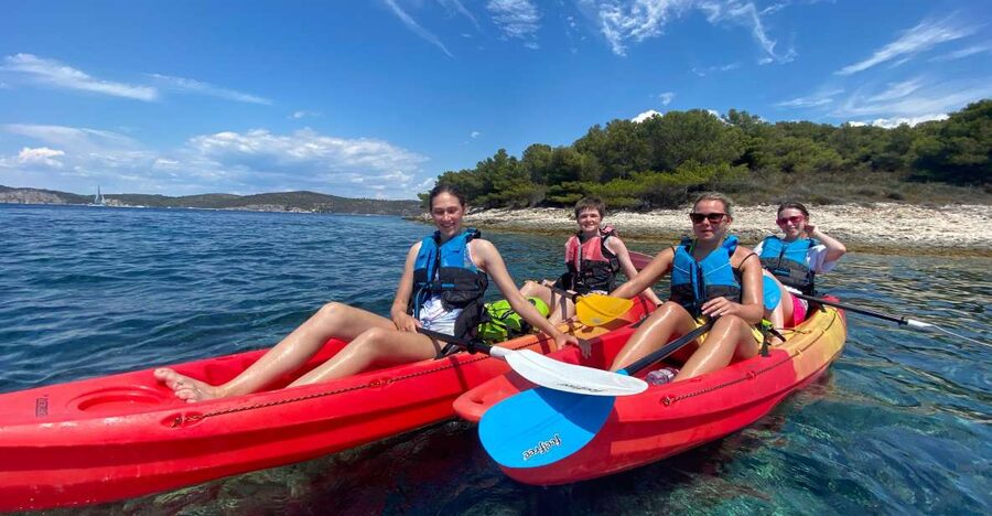 Hvar: Pakleni Islands Self-Guided Kayaking Tour - Crossing from Hvar to the Pakleni, how the sea shapes the day