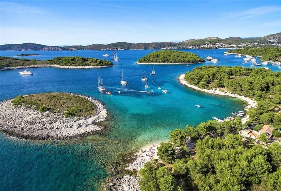 Hvar: Private Sailing Boat Trip with Swimming and Snorkeling - Mlini Beach and the Pakleni Swim-Cove Rhythm