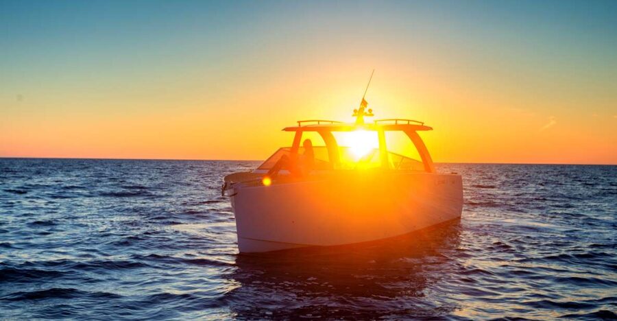 Hvar: Sunset and Pakleni Islands with a Speed Boat - Key things that make this speed boat sunset trip work
