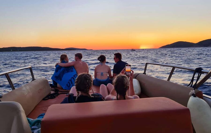 Hvar: Sunset and Pakleni Islands with a Speed Boat - Why this 90 minute Hvar sunset tour feels so efficient