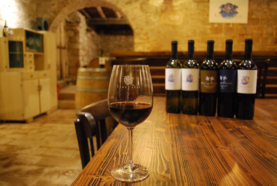 Hvar: Wine & Chocolate Tasting - Hvar Town Chocolate Tasting: Herbs, Fruits, and a Health Note