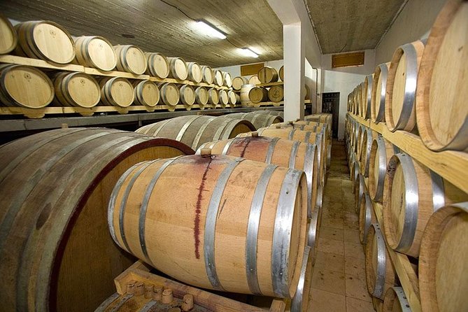 Hvar Wine tasting small group experience - A Relaxed Hvar Wine Tasting Built Around One Great Stop