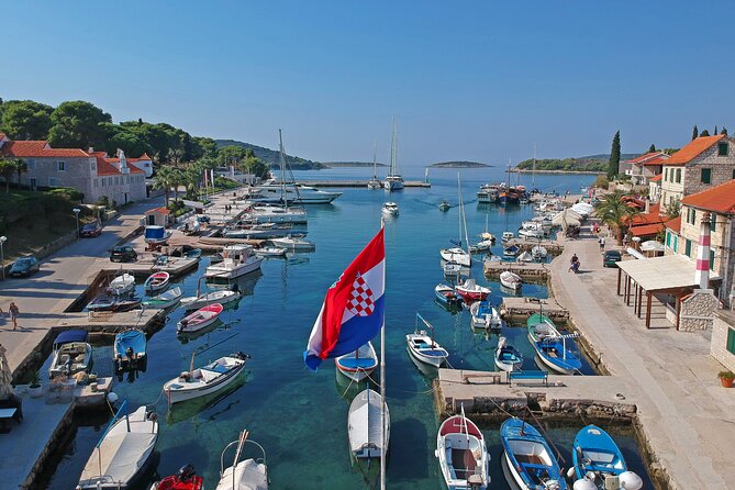 Islands Brač, Šolta & Blue lagoon - Private speedboat tour - Stop 5: Beach Vela Rina, a wide sandy exhale