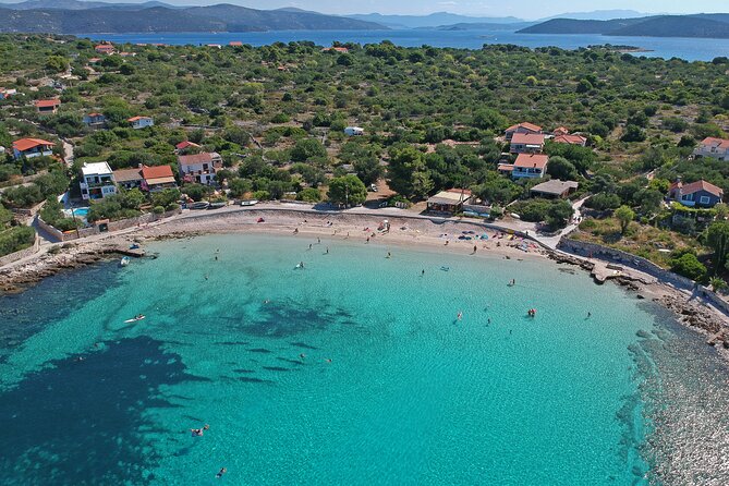 Islands Brač, Šolta & Blue lagoon - Private speedboat tour - The flow of Brac and Šolta, then the Blue Lagoon and Vela Rina