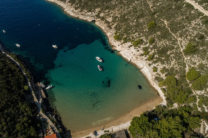 Luxury Blue Cave & 5 Islands Tour from Split - Blue Cave timing, access costs, and what you’re seeing inside