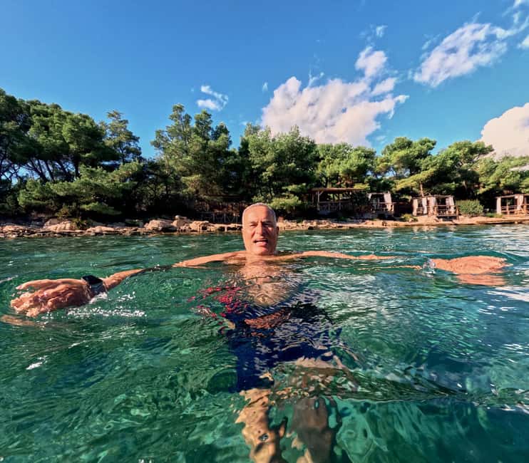 Makarska: Golden Horn Beach & Secluded Bays Speedboat Tour - Zlatni Rat Beach, the Golden Horn, and your best swim window