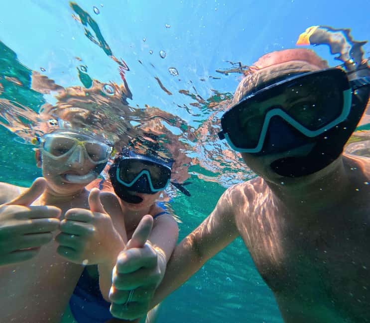 Makarska: Golden Horn Beach & Secluded Bays Speedboat Tour - Bol snorkeling stop (7Q73+P2): shorter swim, different water feel