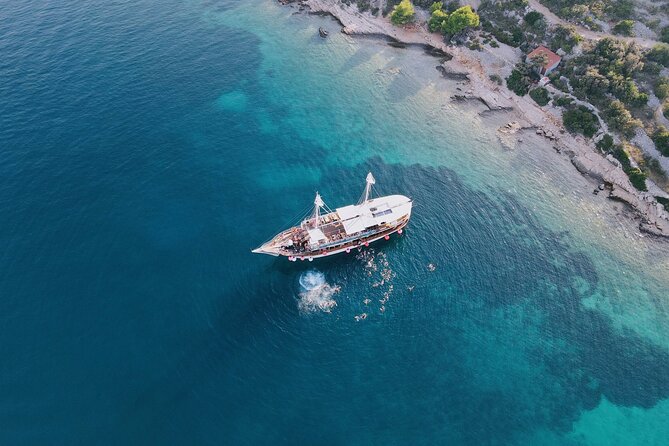 Out to Sea Split Boat Party w/ Blue Lagoon Swim, Dj & Afterparty - The Cruise Views: Panoramic Time Around Split