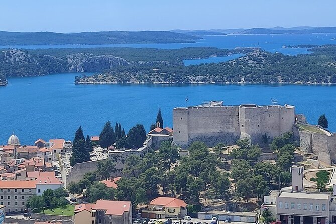 Panorama Tour - Eco City Tour Šibenik - Beach Banj: photo break with a bay view