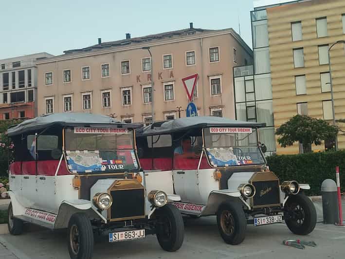 Panorama & Wine tour - Eco City Tour Šibenik - How the retro e-car fits Šibenik perfectly