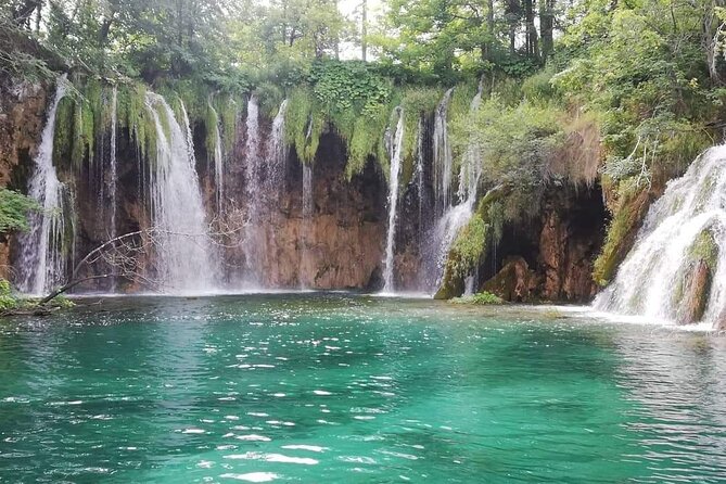Plitvice Lakes Small Group Tour Ecco from Split or Trogir - Pace, walking comfort, and safety on wet boardwalk days
