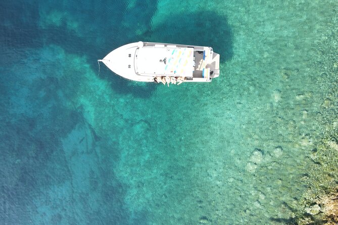 Private Blue Lagoon and Hidden Bays tour from Split & Brac for 12 - Crew energy that changes the whole vibe