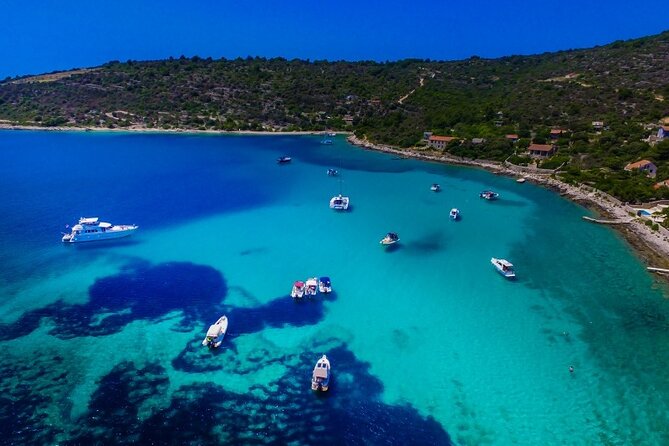 Private boat tour for small groups to Blue Lagoon and Solta Island - Lunch planning without included meals: how to handle it