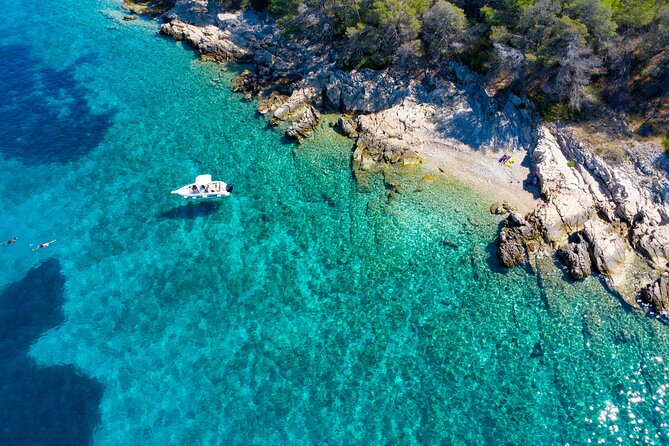 Private Boat Trip Swim and Chill in Crystal Blue Šibenik half day - Grebaštica and Oštrica, the quick land stops before the water