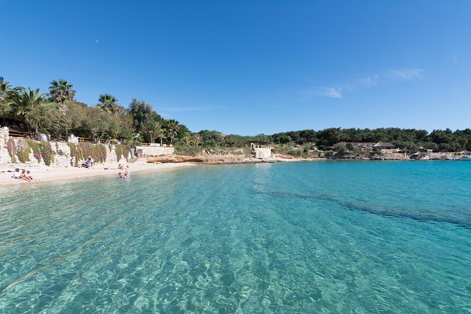 Private day trip to Hvar and Blue lagoon with Snorkeling - Stop 3: Hvar town time, fortress symbolism, and cocktail culture