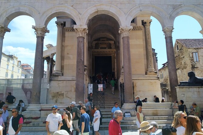 Private History tour - small group - A short private walk that gives Split its order