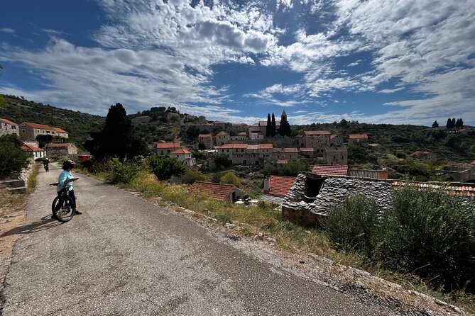 Private Hvar Island Bike Tour and Wine Tasting - Key highlights before you go