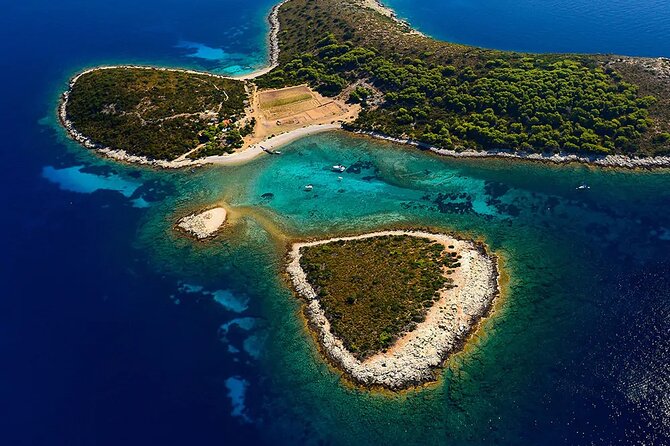 Private Hvar Island E-Bike Tour (Self-Guided) - Roads, traffic, and the joy of quieter stretches