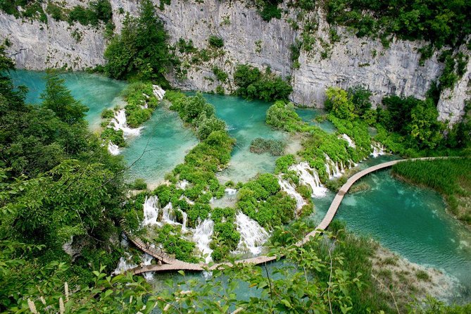 Private Plitvice Lakes National park tour from Split - Plitvice Lakes: the UNESCO water-and-wood experience