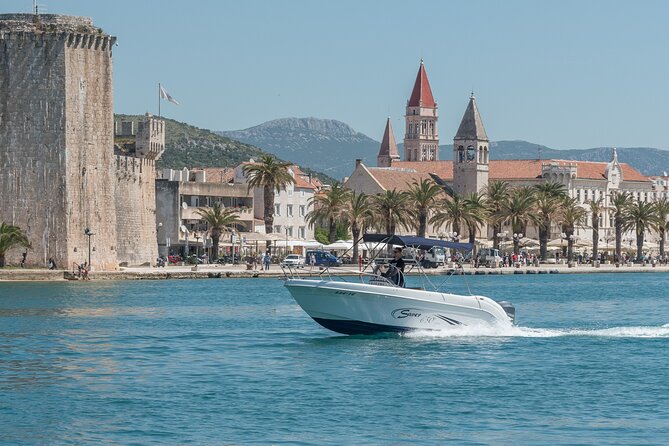 Private speedboat custome-made tour / from Trogir and Split - 9 hours on the water, starting from Trogir or Split