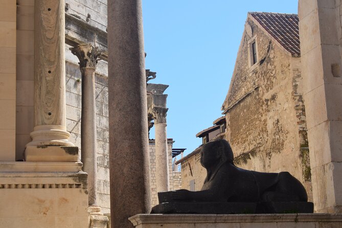 Private Split City Walking Tour - Spanish Guide - Stops 2 and 3: Pjaca and the City Clock, quick hits with real meaning