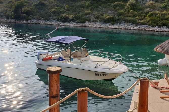 Private tour of Pakleni islands, Red Cliffs & South Shore of Hvar - Stop by Stop on Hvar’s South Shore: Red Rocks, Lucisca, Dubovica, Zarace