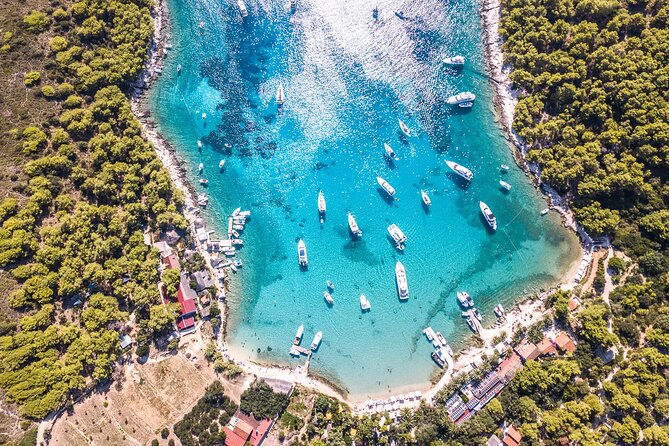 Private Tour of Red rocks, Pakleni Islands and Hvar's Southern Beaches - Stop 1, Red Rocks: Swim, Snorkel, and Photo Like You Mean It